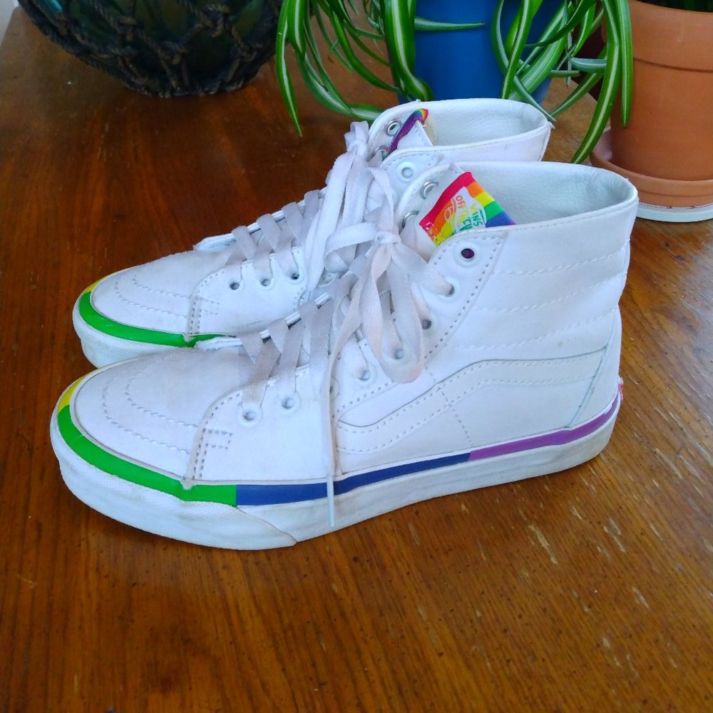 Vans Sk8-Hi Tapered True White Rainbow Foxing 7 5.5 Pride🏳️‍🌈 - Picture 2 of 13